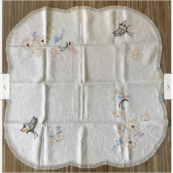 Hand Embroidered Cotton Tablecloth Butterfly 32" Square with Crochet Edging - Picture 1 of 5
